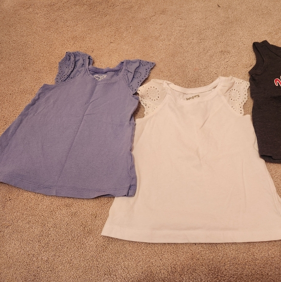 Shirts - Picture 4 of 4